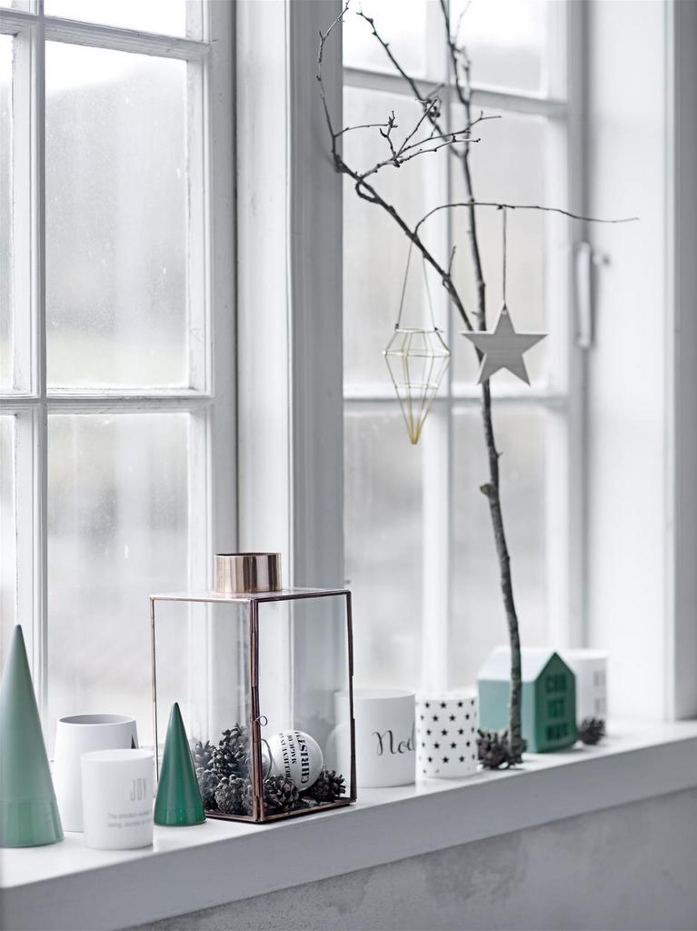 Des branchages en guise de déco de Noël - Joli Place