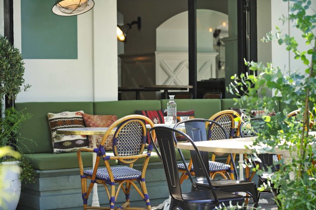 Déco terrasse brasserie Auteuil