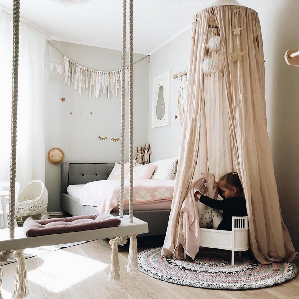 Une Balancoire D Interieur Dans La Chambre D Enfant Joli Place Une Balancoire D Interieur Dans La Chambre D Enfant Joli Place