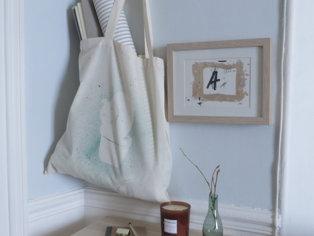 DIY personnaliser un tote bag avec de la peinture