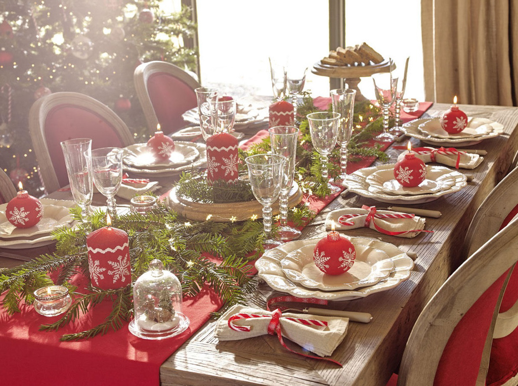 table noël rouge et blanc