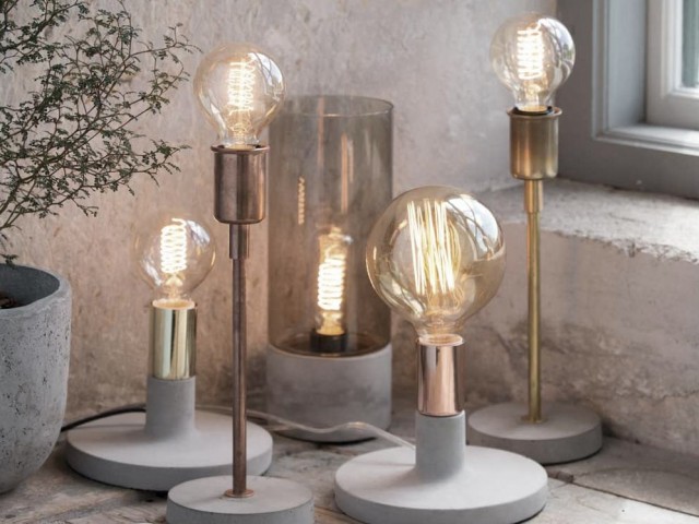Ampoule filament
