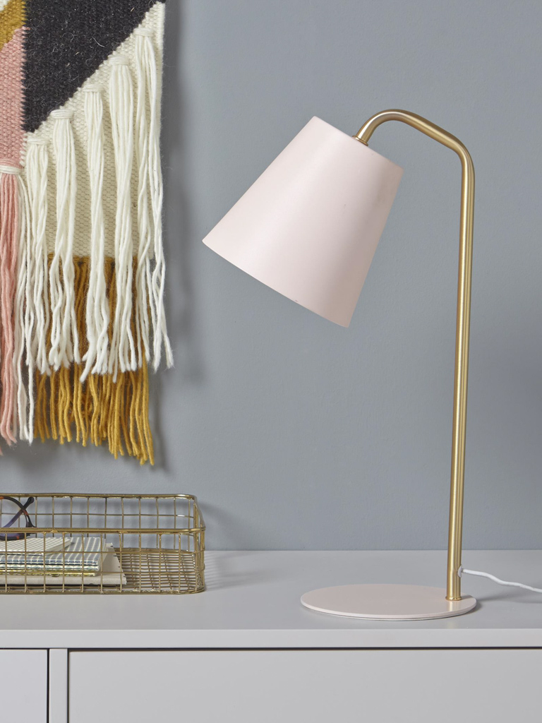 lampe rose et laiton