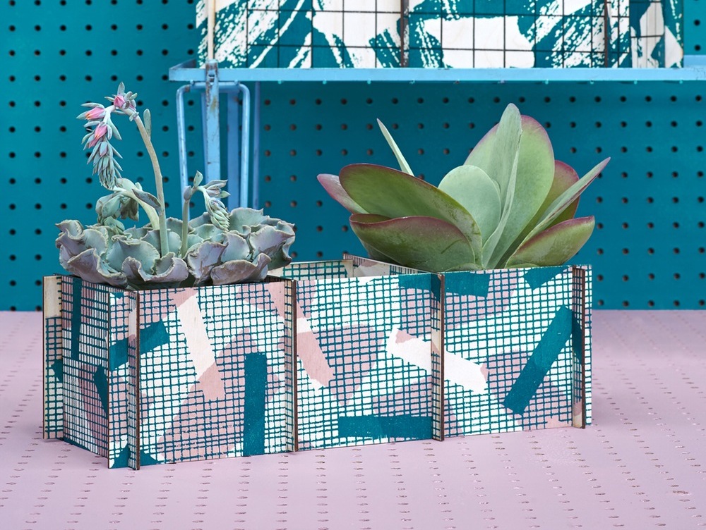 Jardinière à motifs