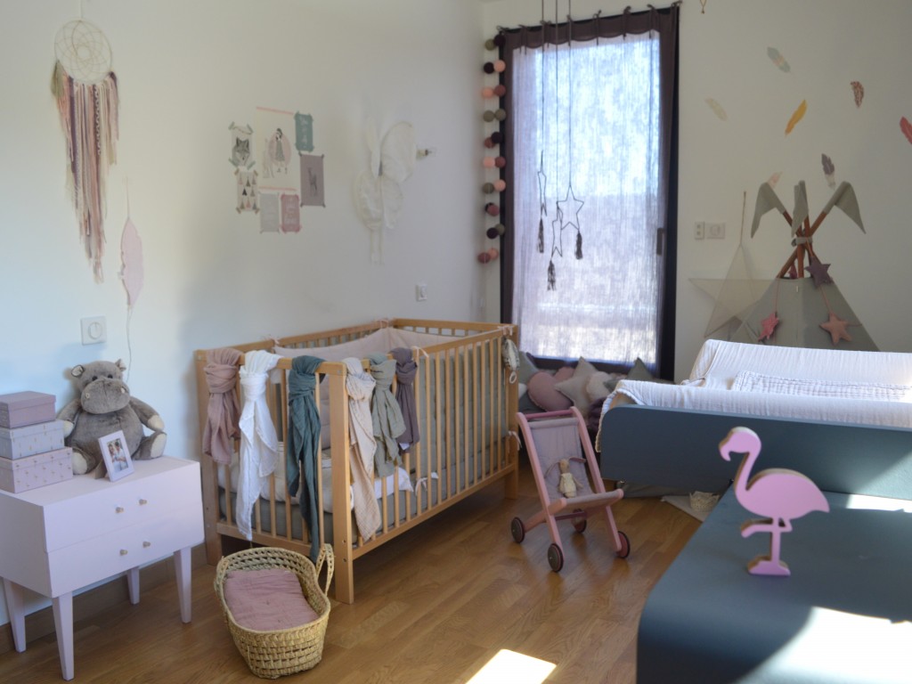 Chambre bébé fille