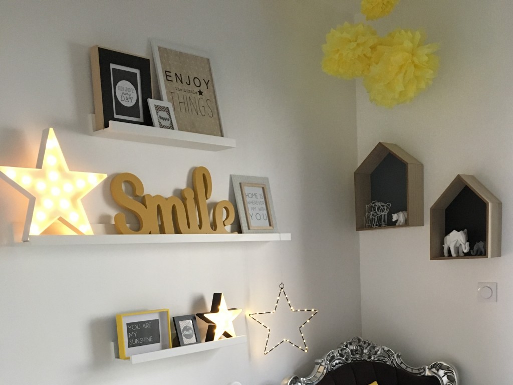 chambre-bebe-garcon-jaune-grise-etoiles-rafael-9