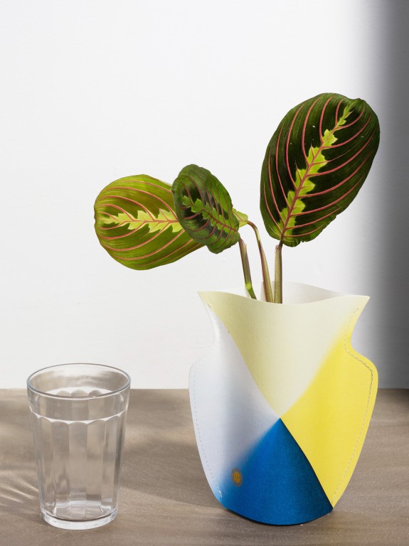 vase en papier