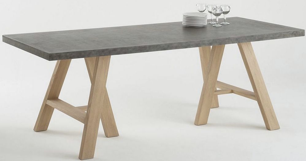 Table de repas bois et béton