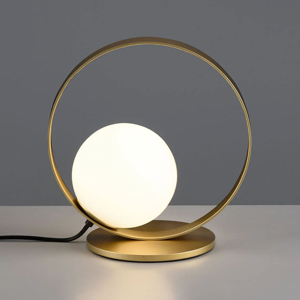 lampe cercle laiton et globe opaline