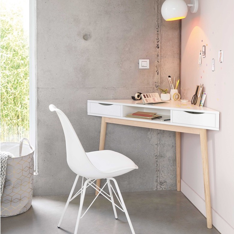 bureau d'angle bois et blanc