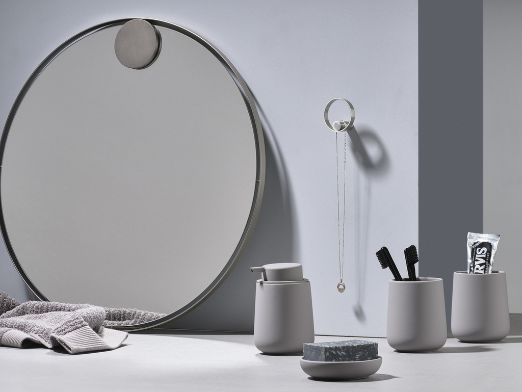 Des accessoires de salle de bain design - Joli Place