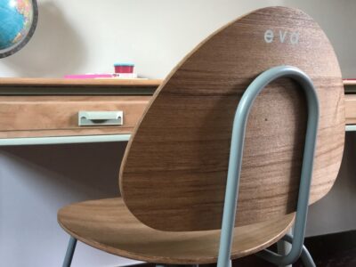 La chaise d'écolier danoise revisitée par Søstrene Grene - Joli Place