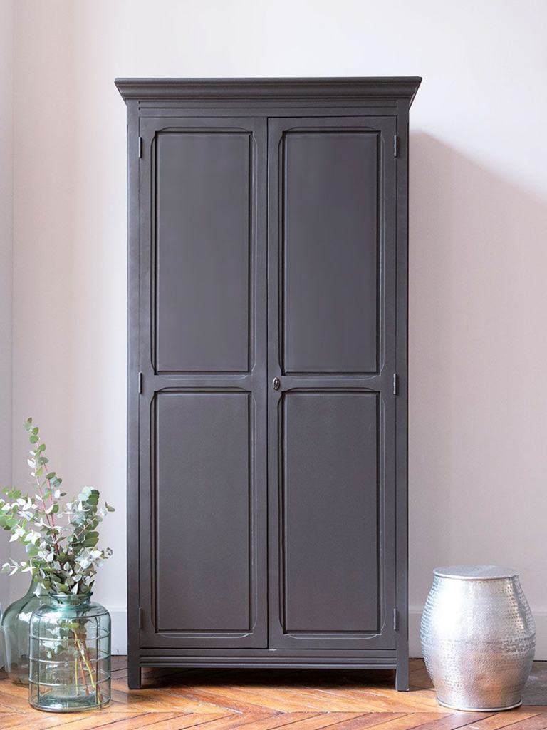armoire parisienne gris foncé