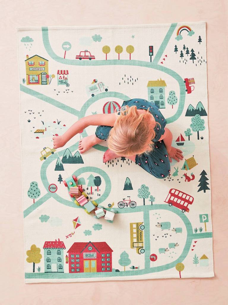 Le tapis pour enfant se fait jeu - Joli Place