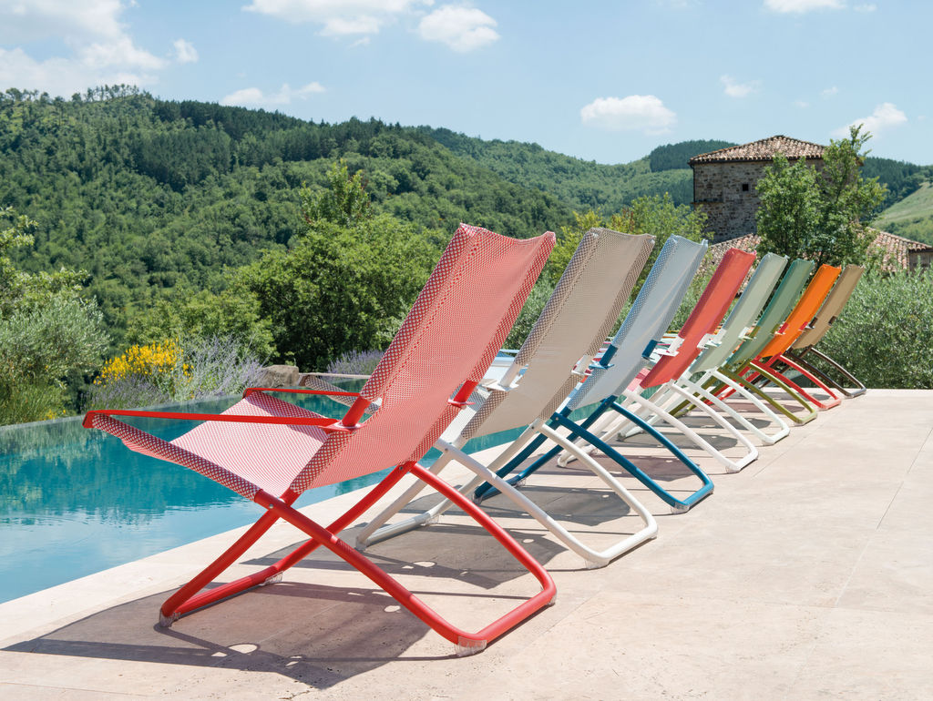Des nouveautés pour un salon de jardin coloré - Joli Place