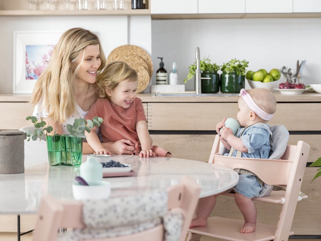 Tripp Trapp, la chaise haute bébé évolutive de Stokke - Joli Place