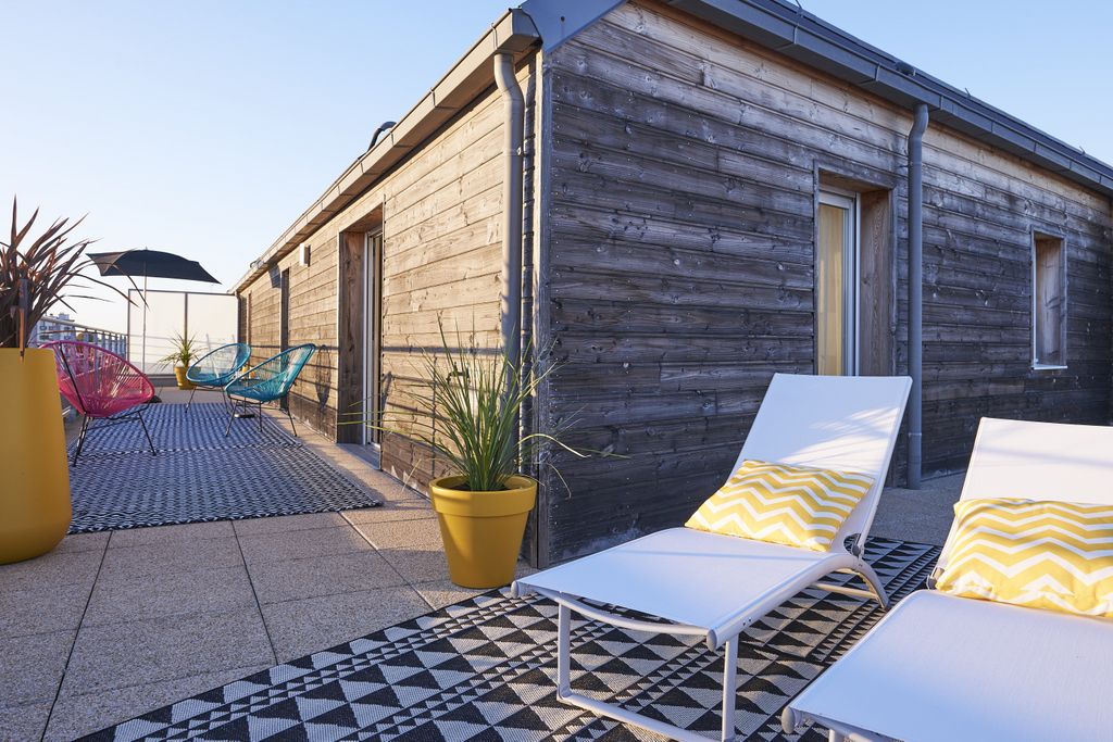 Une maison sur les toits à Nantes - Joli Place