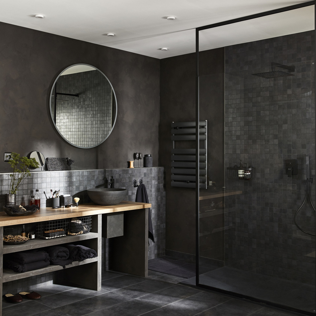 Des inspirations pour une salle de bain en noir et bois Des inspirations pour une salle de bain en noir et bois