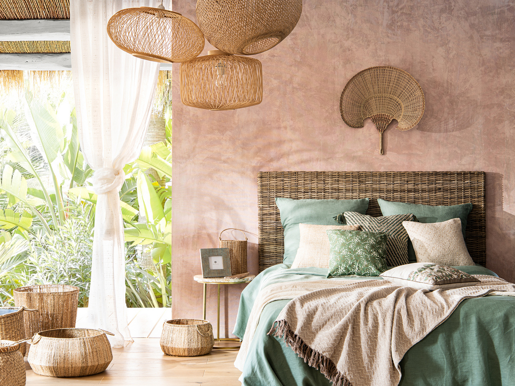 Une déco exotique chic en rose et vert - Joli Place