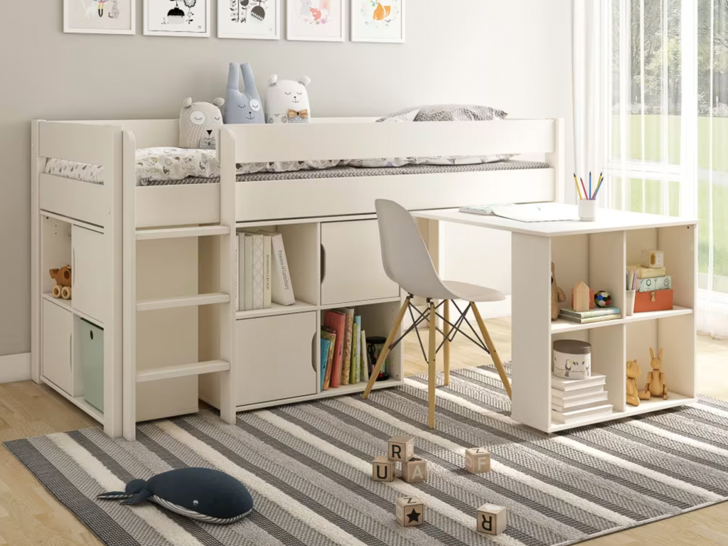 lit enfant mi hauteur avec rangements et bureau