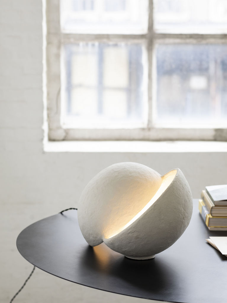 lampe sculpture blanche