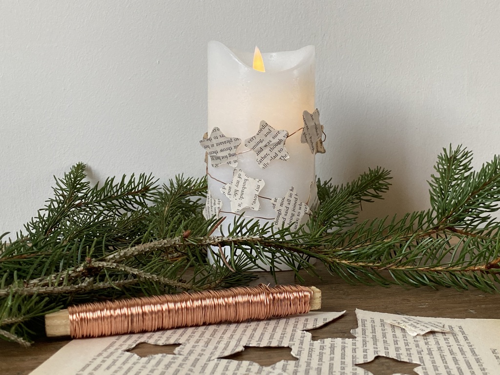 Déco de Noël en papier journal