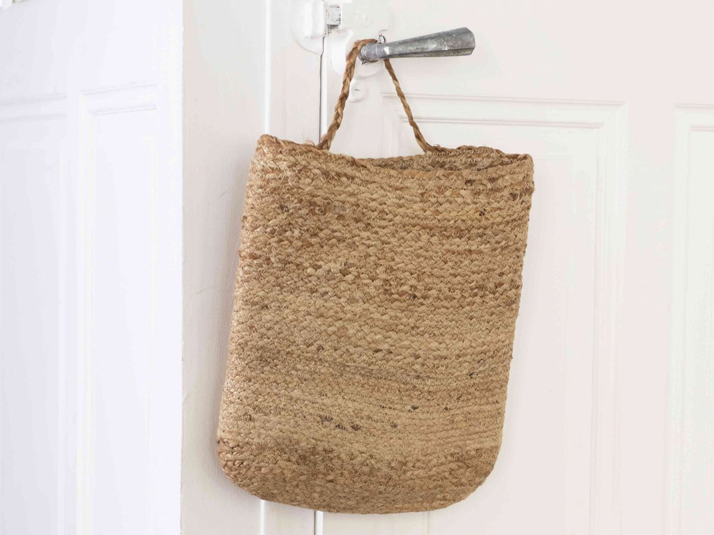 panier mural en jute