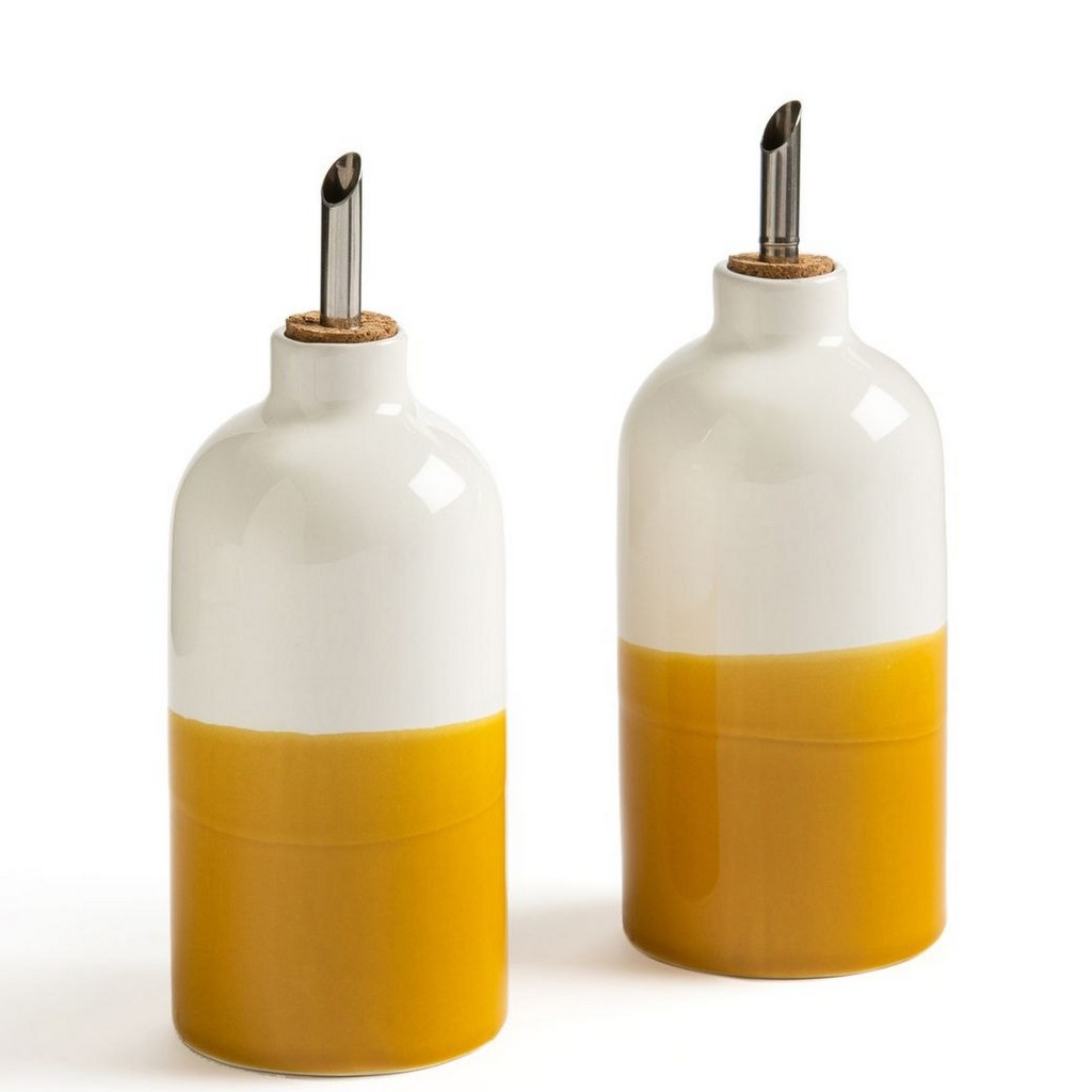 vaisselle jaune et blanche