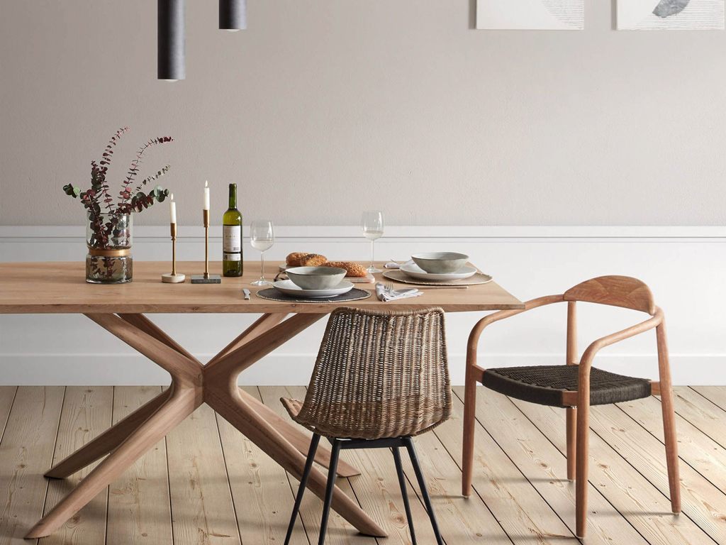 table de repas design en bois