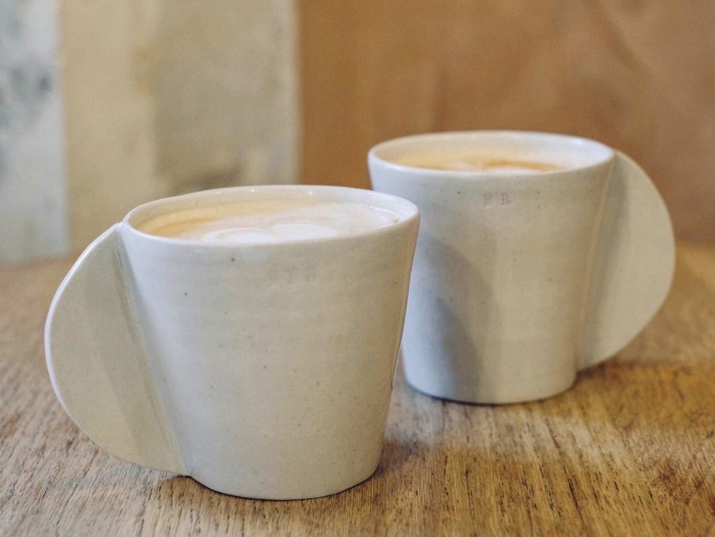 tasse à café en céramique fait main