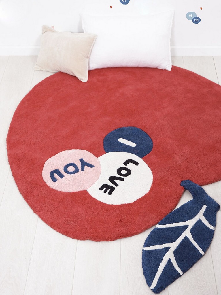 tapis enfant forme pomme