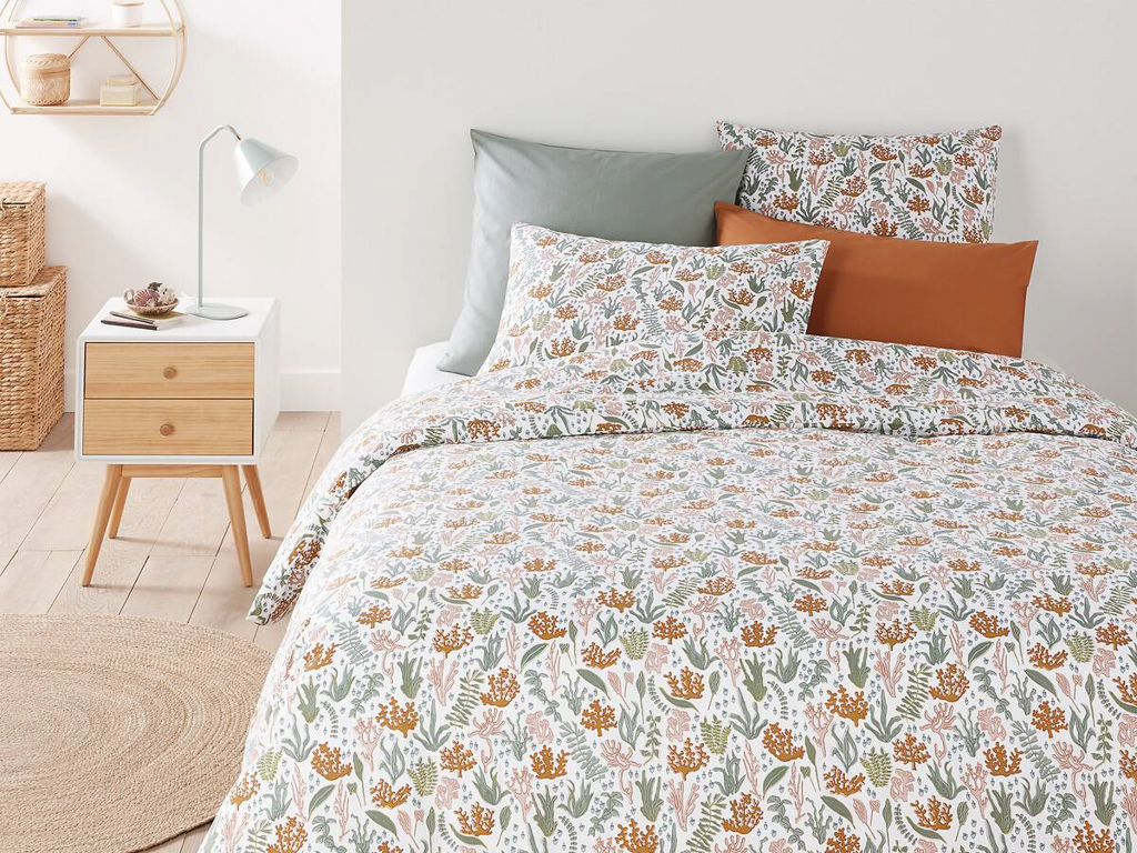 linge de lit fleuri céladon et terracotta