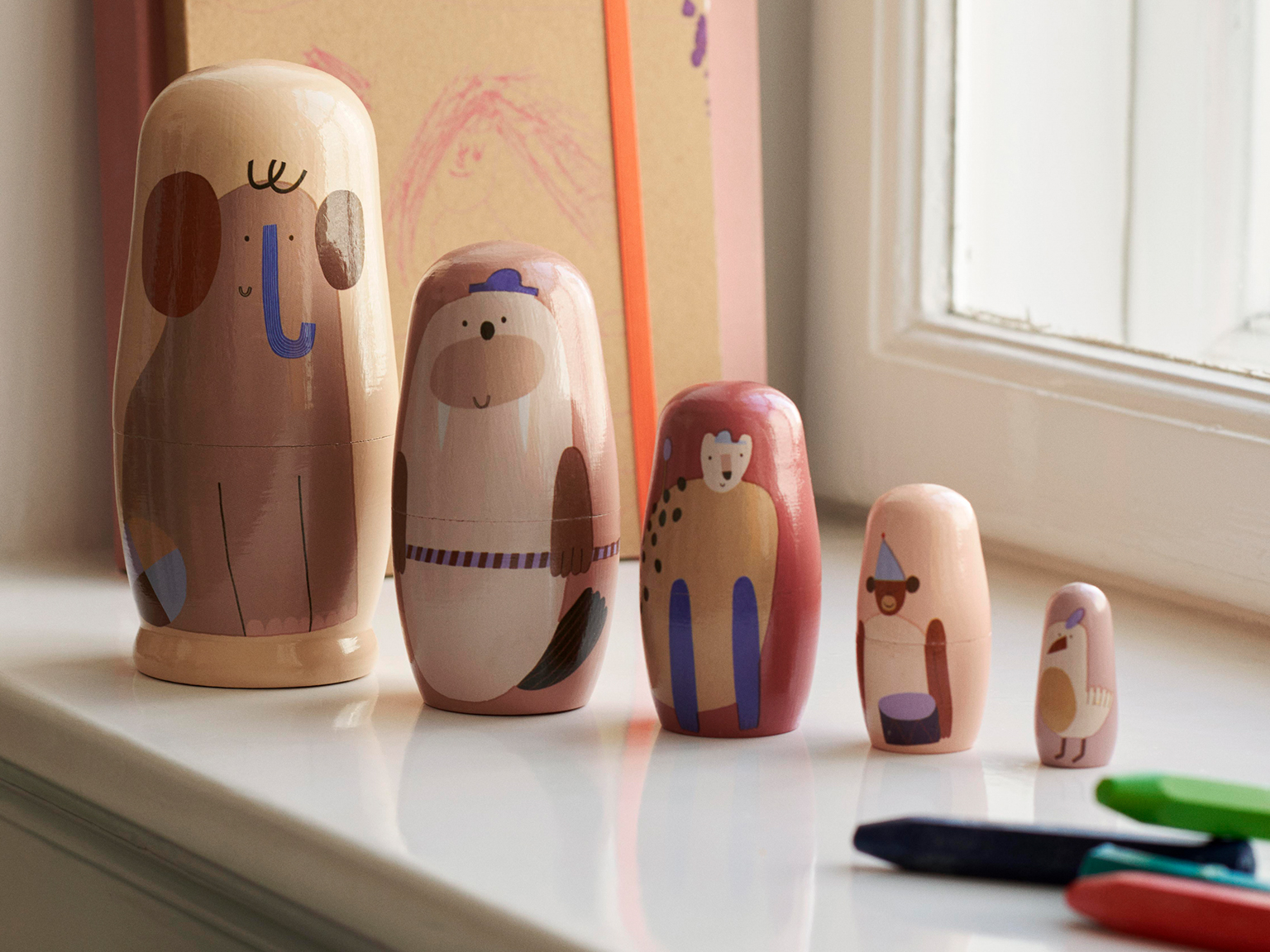 poupées russes design enfant