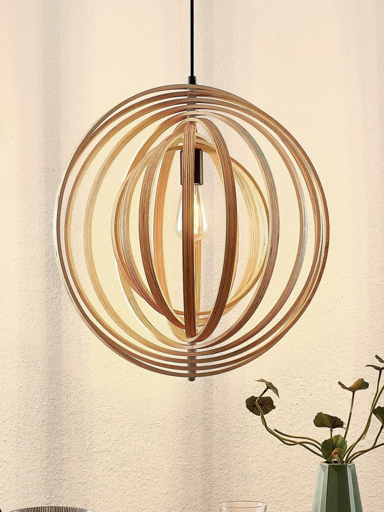 suspension design ronde en bois