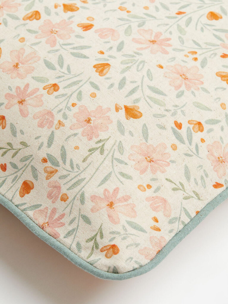 coussin fleuri