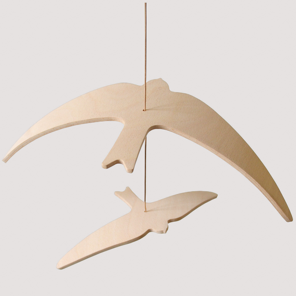 mobile bébé hirondelles en bois