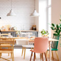 chaise de cuisine peinte