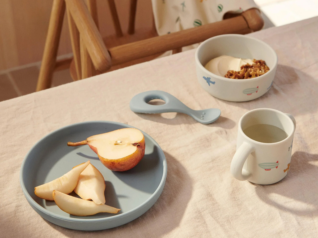 set de vaisselle pour bébé