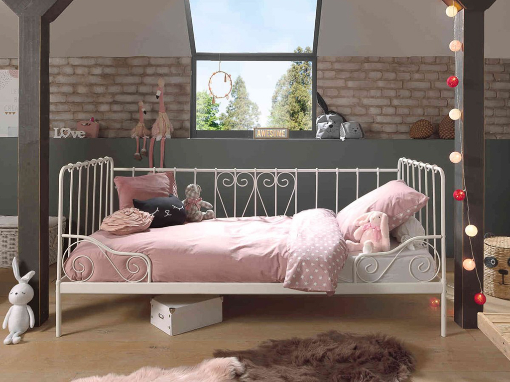 lit enfant métal blanc vintage