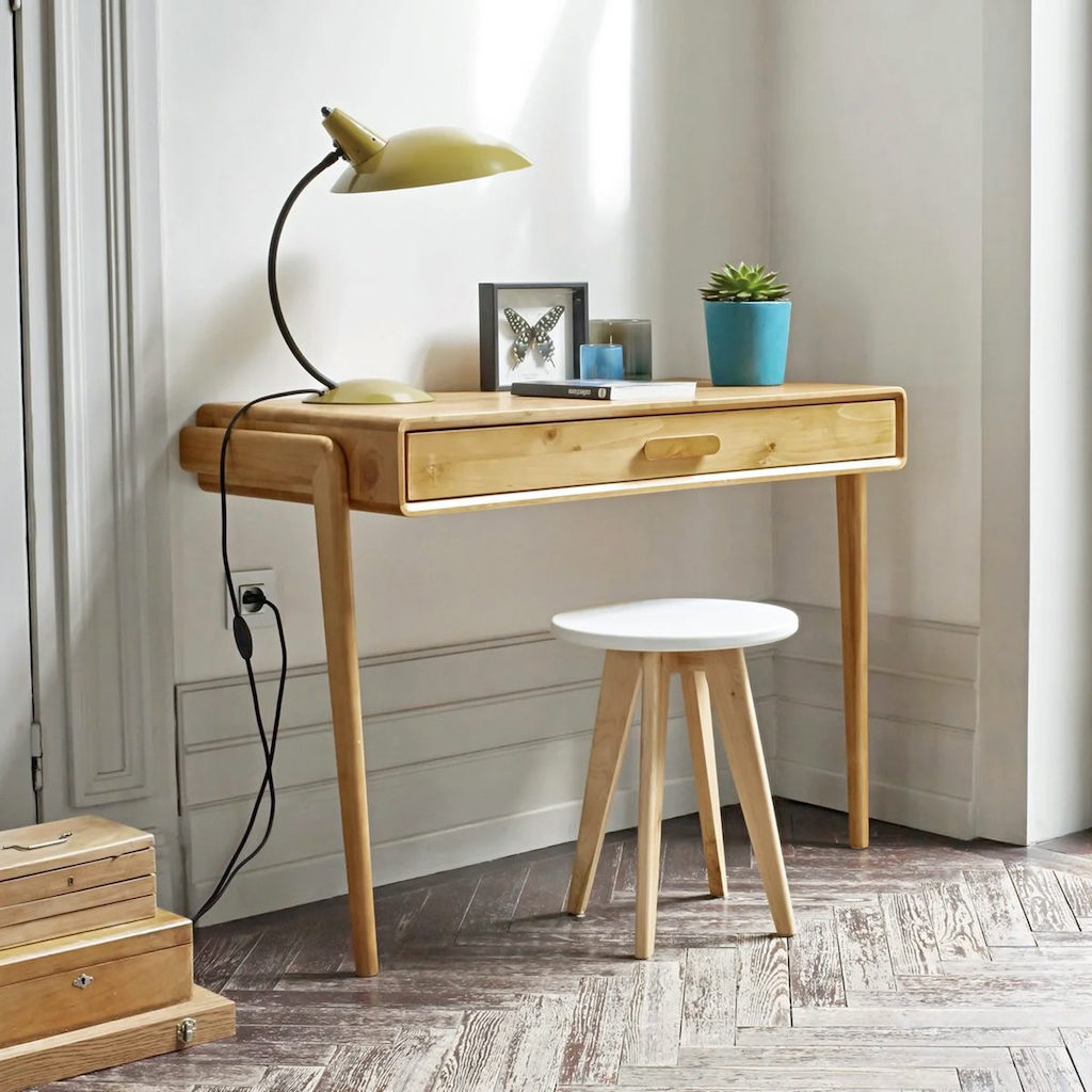 Des petits bureaux pour ordinateur - Joli Place