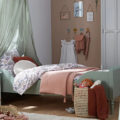 chambre d'enfant vert et rose idées déco