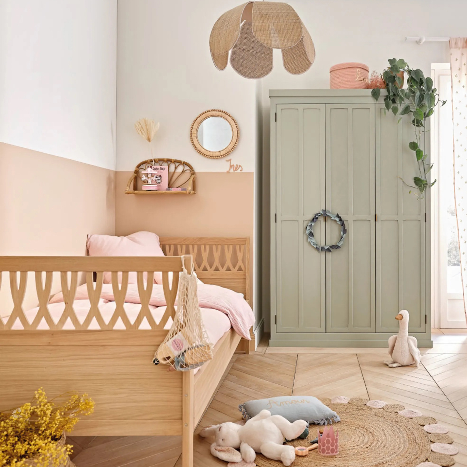 chambre d'enfant vert et rose idées déco