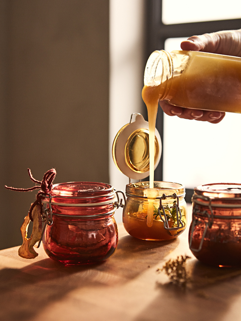 pot conserve en verre teinté