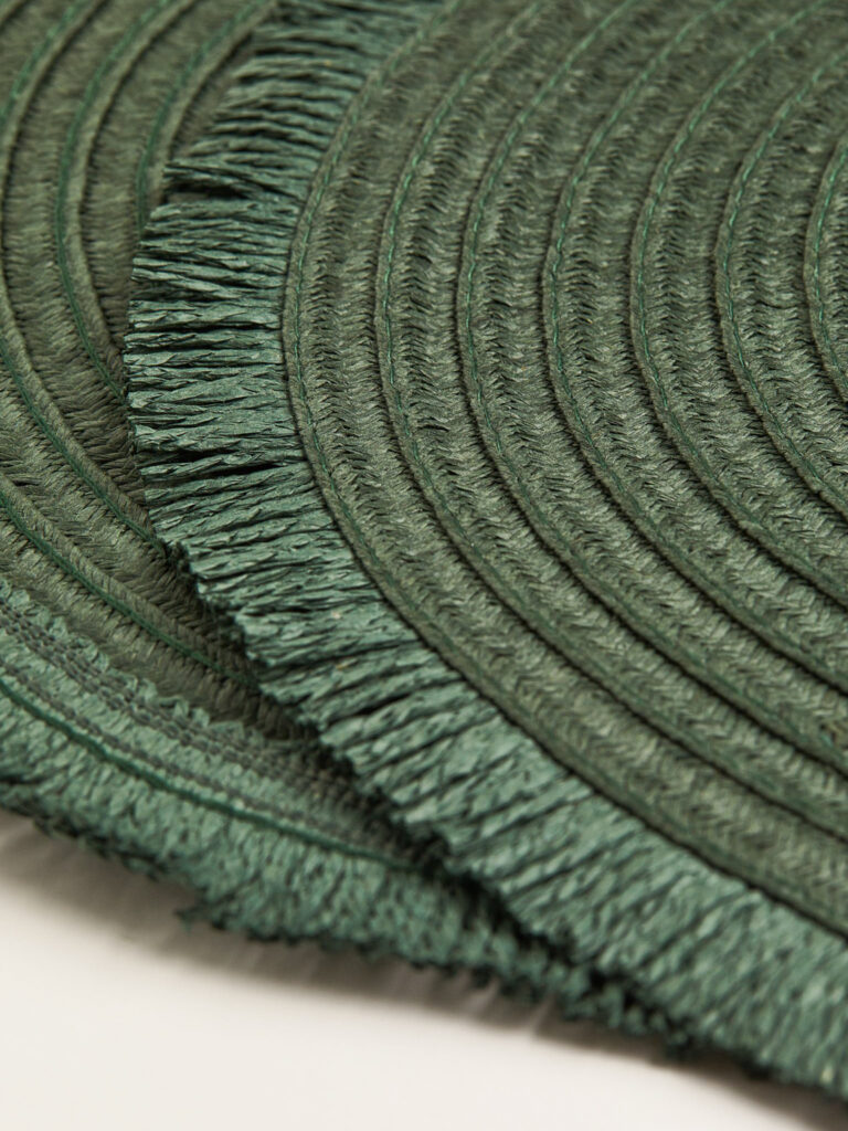 set de table rond vert foncé