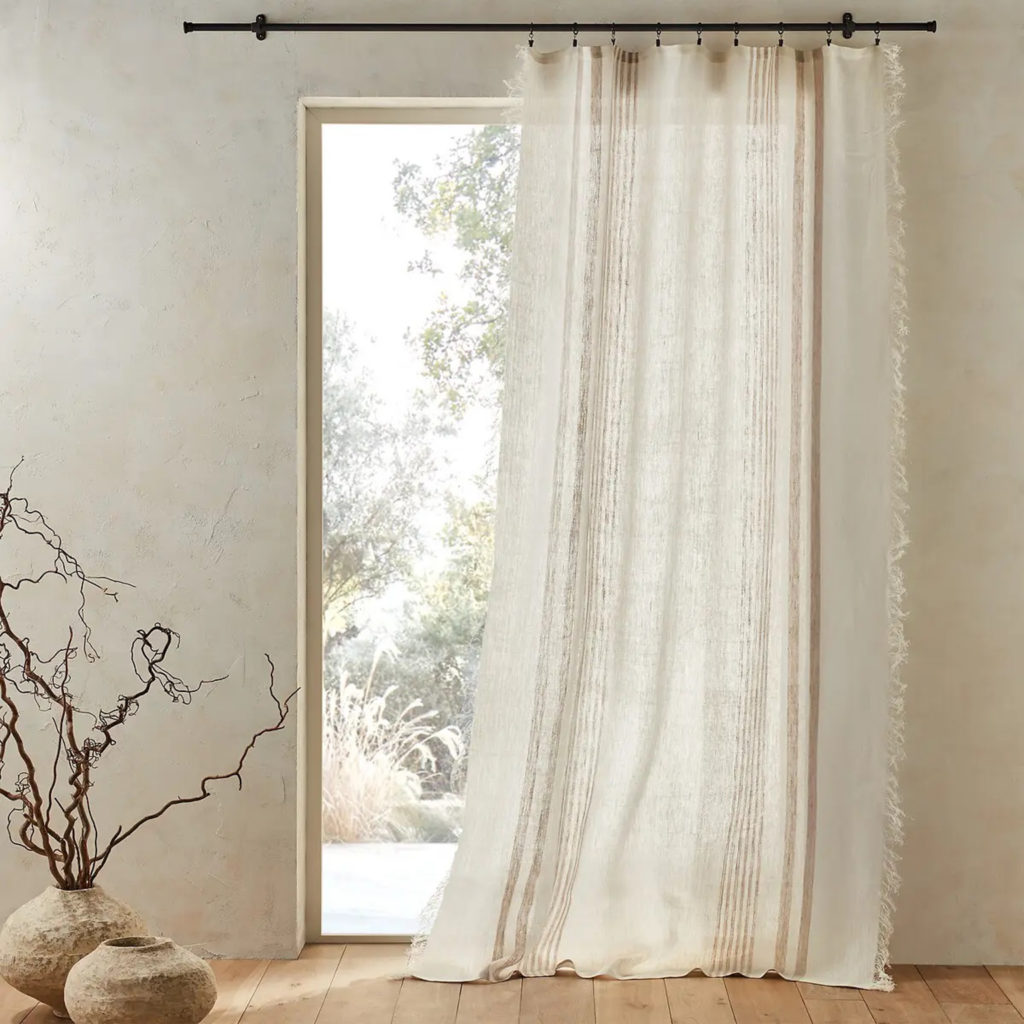 rideau voilage beige et blanc