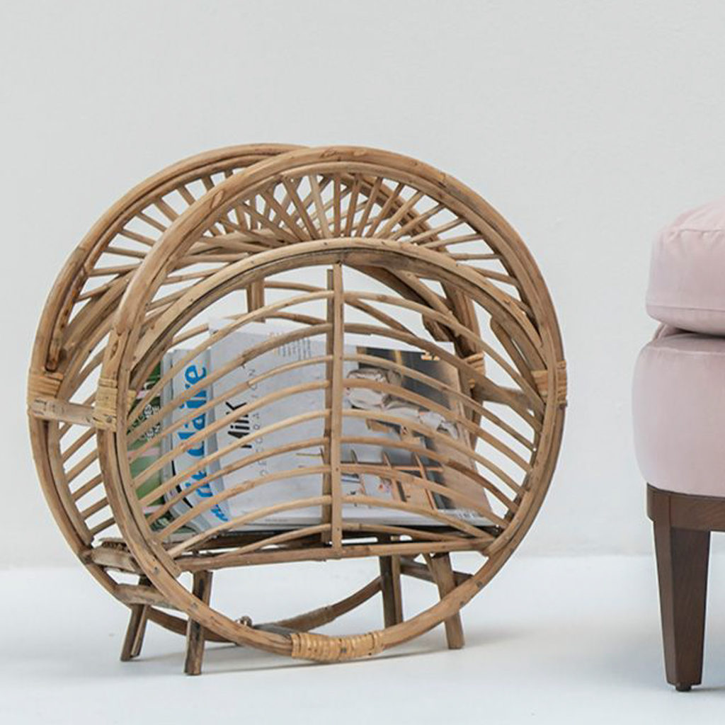 cadeau femme porte-revue rotin