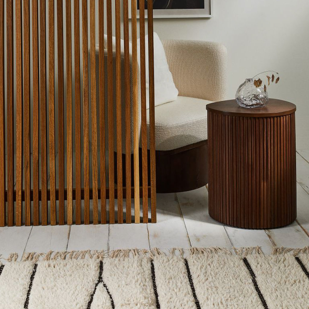 table basse bois cannelé