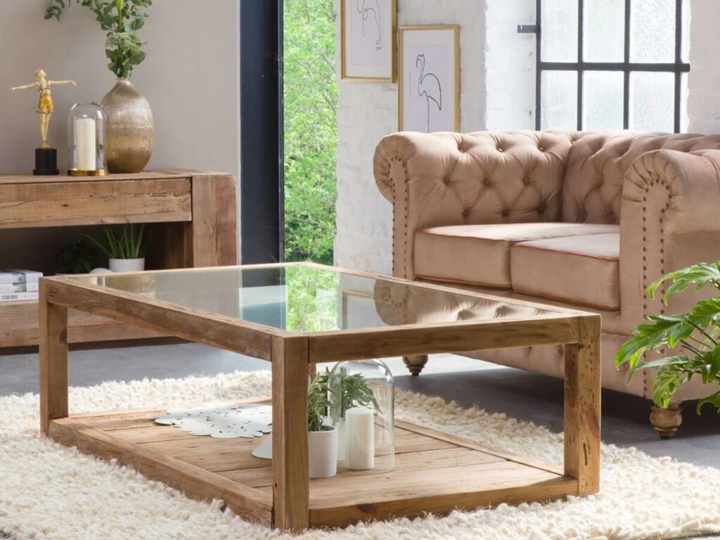 table basse en bois recyclé et verre