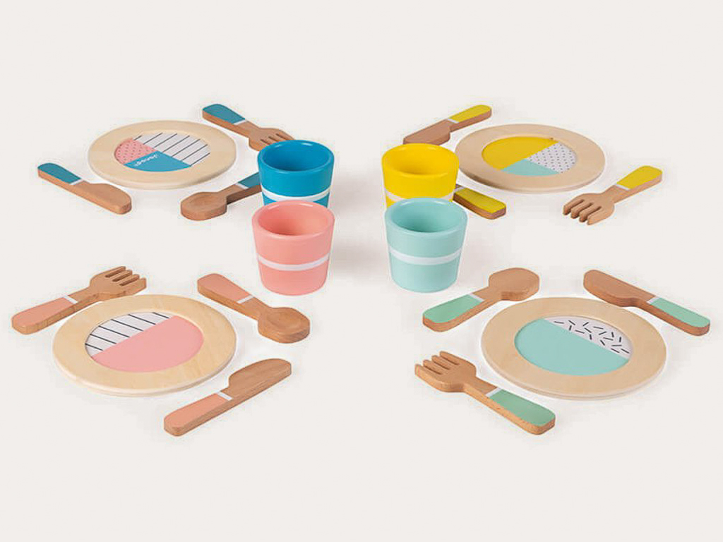 dinette en bois enfant