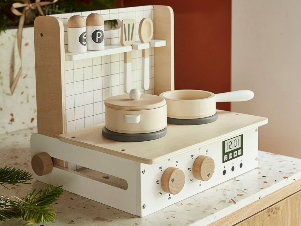 mini cuisine en bois jouet